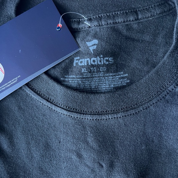 SF Giants 2021 Built for October Post Season T Shirt XL NWT - Picture 2 of 2